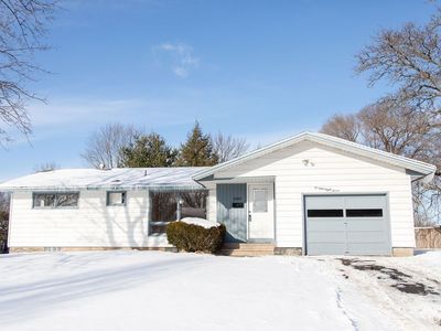 5987 Rose St, North Syracuse, NY, 13212