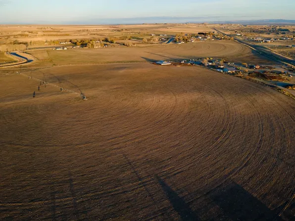 12296 Us Highway 26, Riverton, WY 82501