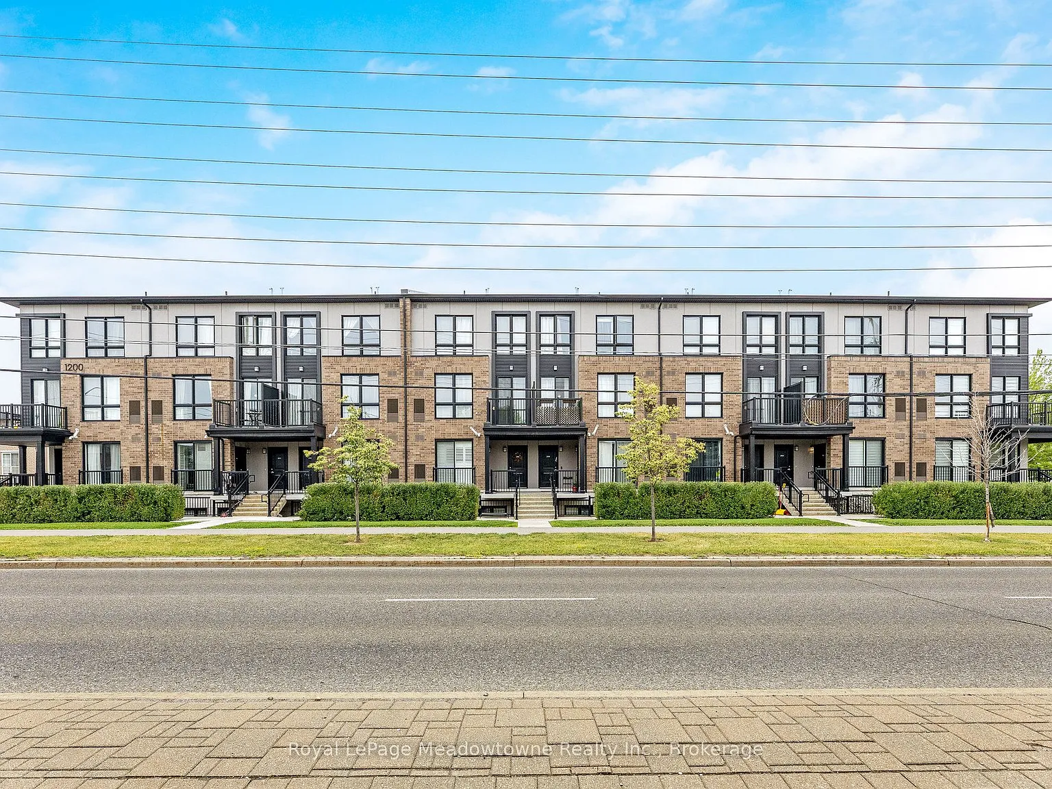 2 bed, $2,600 — Photo 2