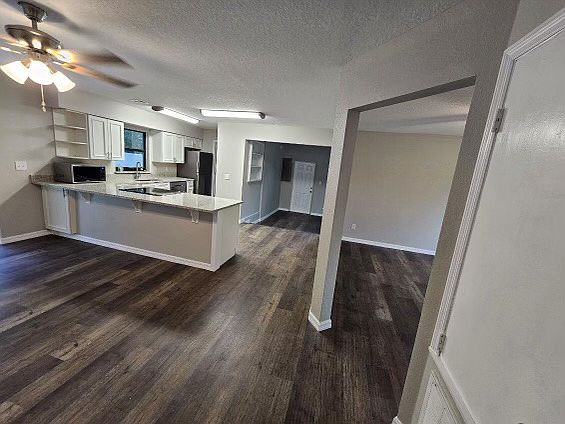 2nd image of 132 Meadowfield Ln
