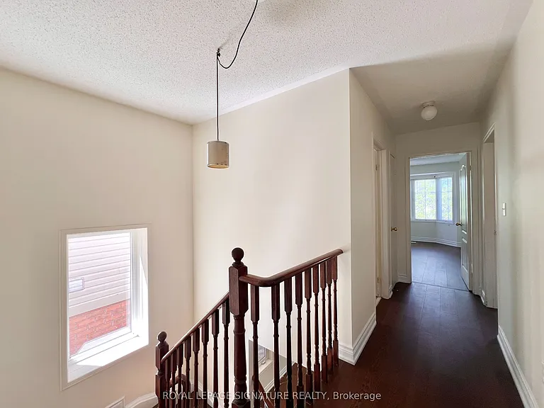 99 Tansley Cres — Photo 28