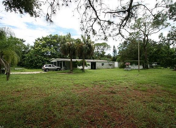 3rd image of 8236 Breeze Dr