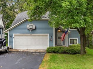 1220 Spring Hill Rd, Waconia, MN 55387