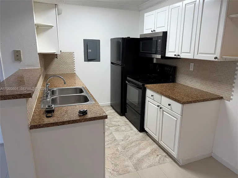 15560 SW 106th Ln #1305 — Photo 3