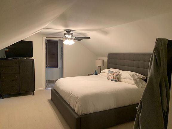 4th image of 4011 Brookfield Ave