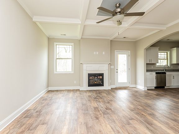 2nd image of 1216 Black Oak Cir