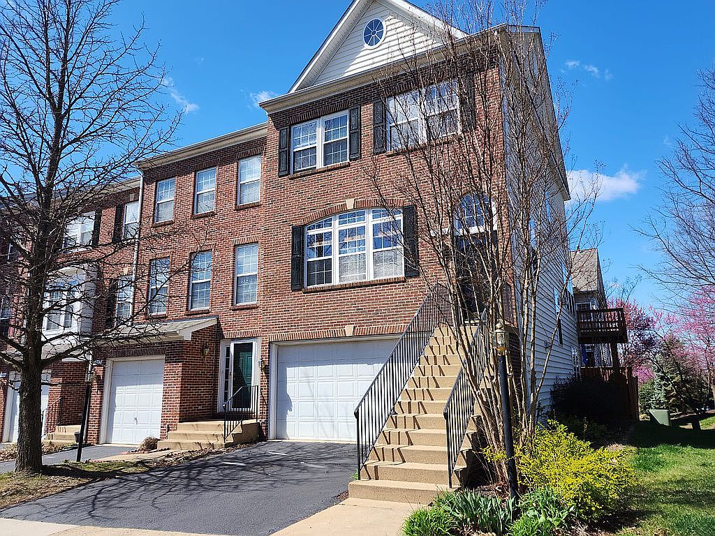 4200 Kerrigan Ln, Fairfax, VA 22030 Zillow