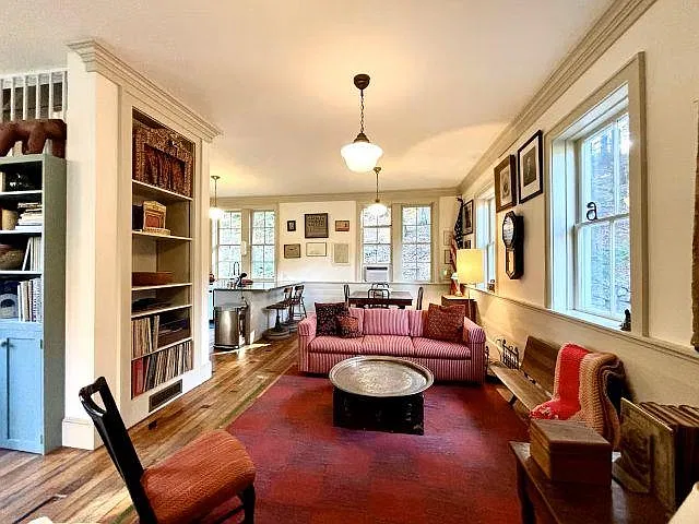 2 bed, 2.0 bath, 990 sqft, $3,000 — Photo 3