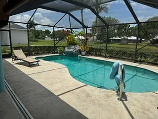 2338 SE West Blackwell Dr — Photo 2
