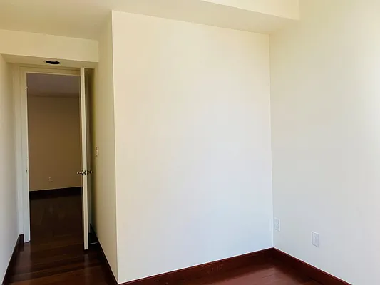 Rented by Corcoran | media 21