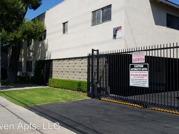 2nd image of 12221 Vanowen St APT H