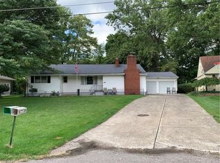 1065 Rosealee Ave, Elyria, OH