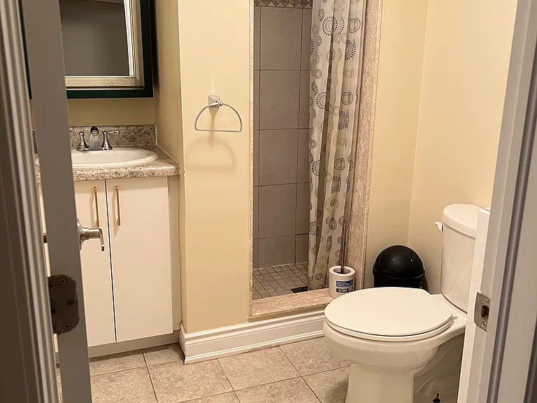 8 Hartsdale Dr — Photo 19