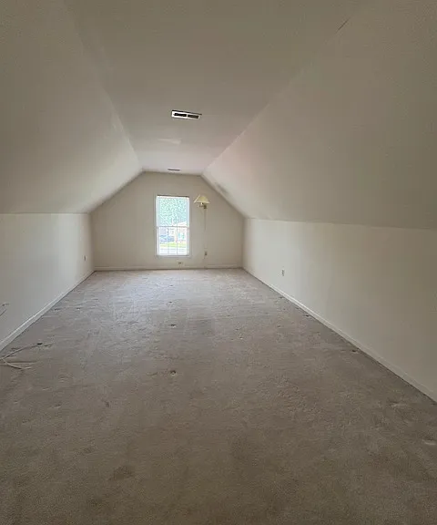 401 Greens Ct — Photo 13