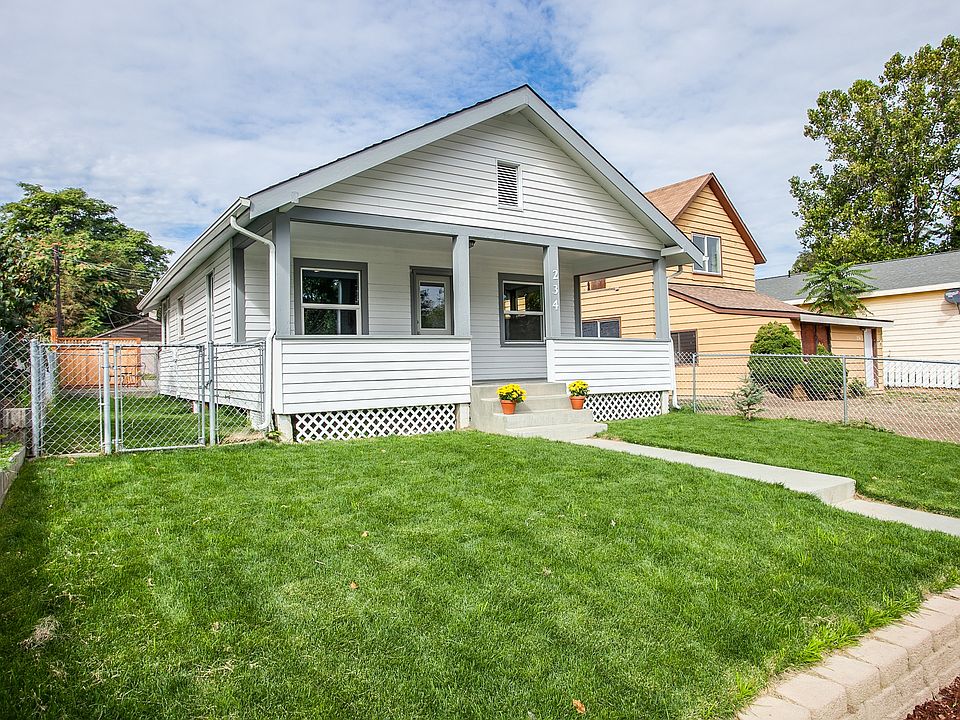 1st image of 234 N Emerson Ave