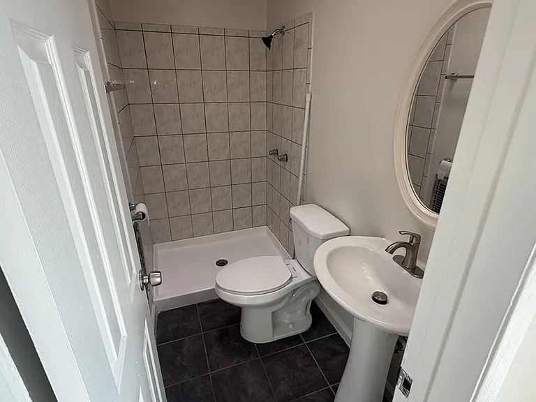 514 — Photo 9