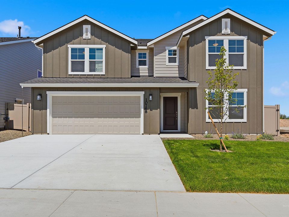 1st image of 17588 Moon Ridge Pl