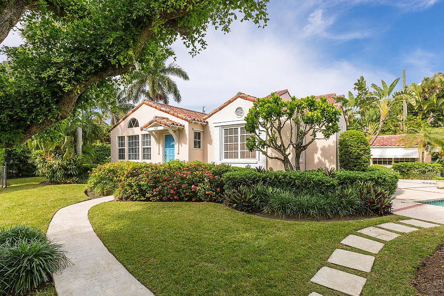 1st image of 1027 S Vista Del Mar Dr