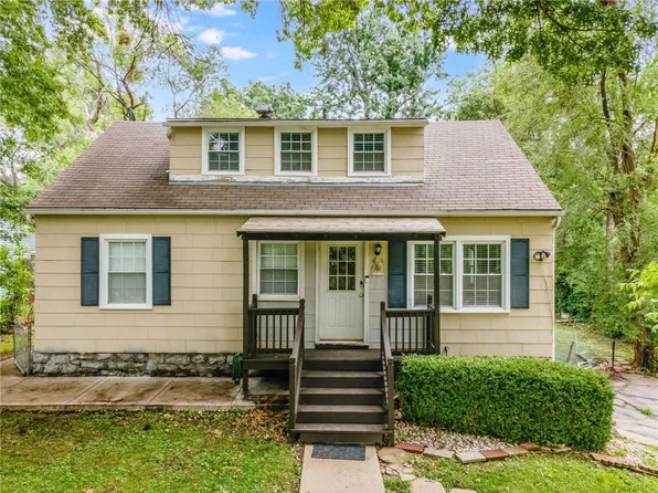 3011 S 10th St, Kansas City, KS 66103