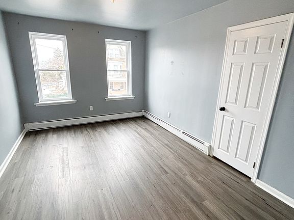 5th image of 1103 W Airy St