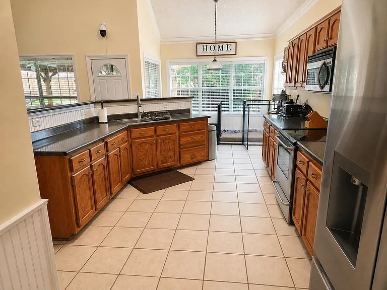 11652 Belle Manor Dr — Photo 6