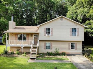 2176 N Manor Dr, Lithia Springs, GA 30122