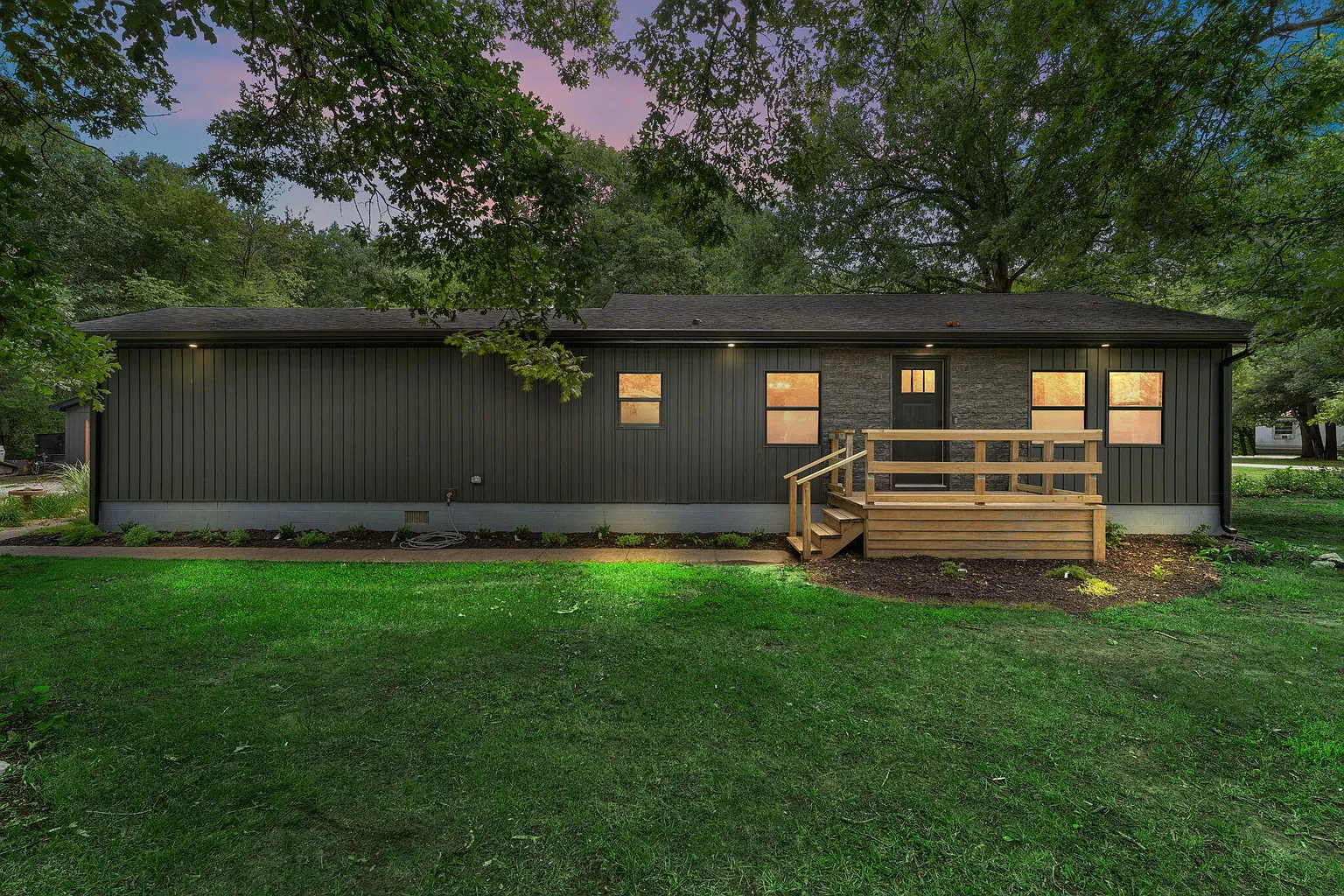 4309 Jonathan Dr photo 1