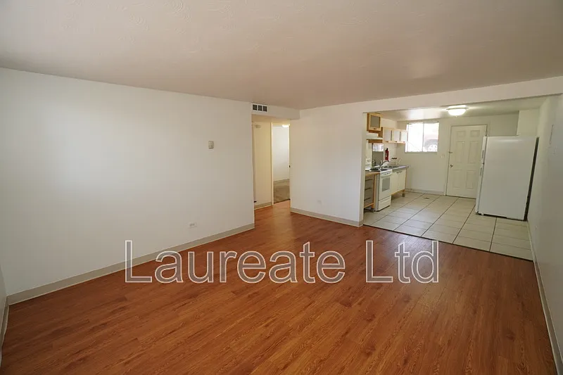 2 bed, 1.0 bath, 900 sqft, $1,195 — Photo 2