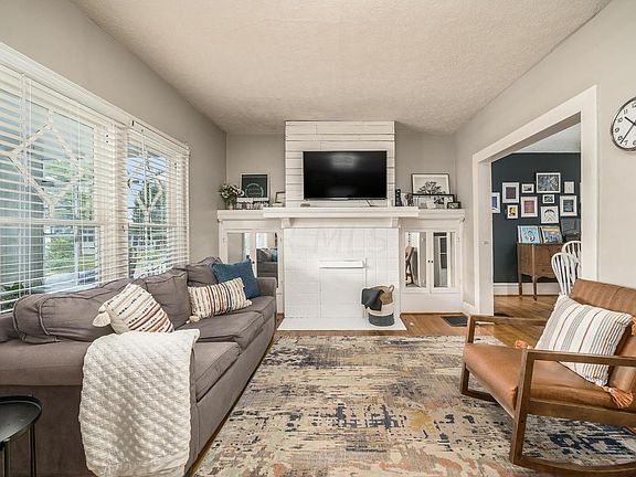 4th image of 580 Frebis Ave