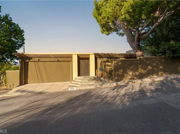 3230 Wrightwood Studio Ctr, Studio City, CA 91604