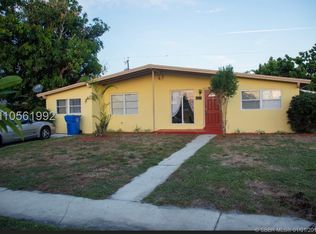 1006 S 12th St, Lantana, FL 33462