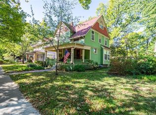 1611 Massachusetts St, Lawrence, KS 66044