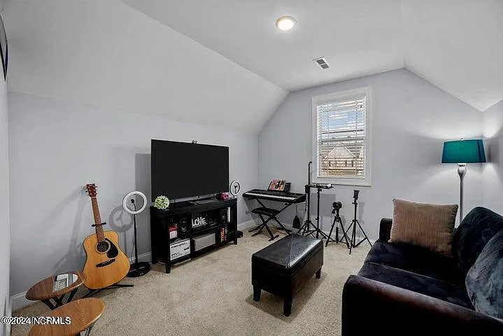 2327 Great Laurel Ct — Photo 9