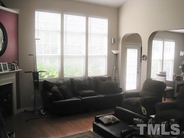 2nd image of 6035 McDevon Dr