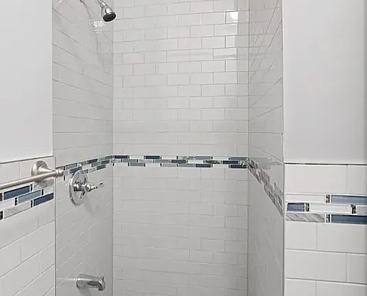 3rd image of 310 E 89th St APT 4