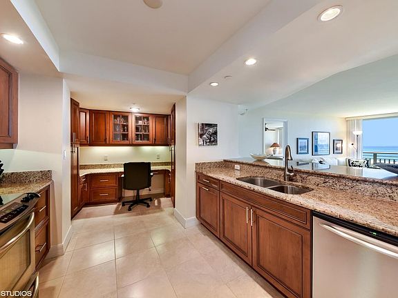 4th image of 3000 N Ocean Dr #5-E
