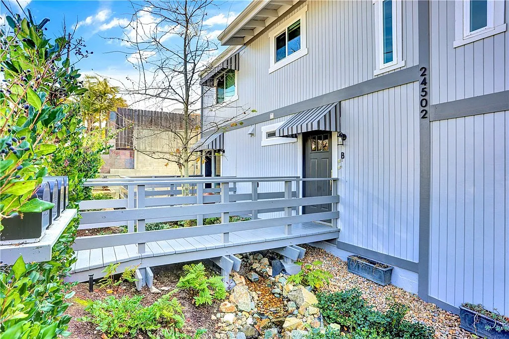 1 bed, 650 sqft, $3,150 — Photo 2