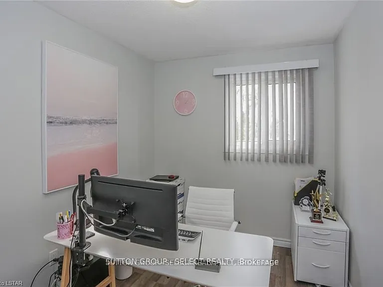 70 Fiddlers Green Rd #22 — Photo 3