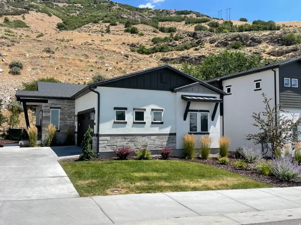 571 S Elena Ln, Ogden, UT 84404