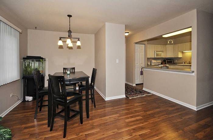 2nd image of 375 W Winchester Rd APT 210