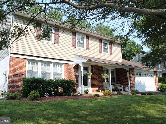 2nd image of 174 Washington Dr