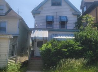 416 N 3rd St, Jeannette, PA 15644