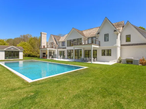 37 Georgica Rd, East Hampton, NY 11937