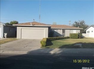 209 N Santa Rosa St, Los Banos, CA 93635