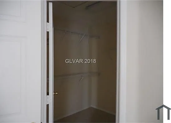 4738 Golden Shimmer Ave — Photo 10