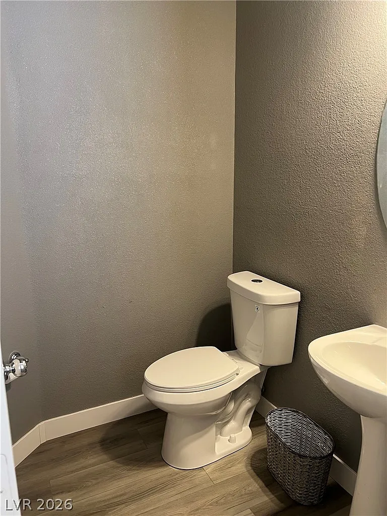 3 bed, 2.0 bath, 1647 sqft, $2,045 — Photo 4