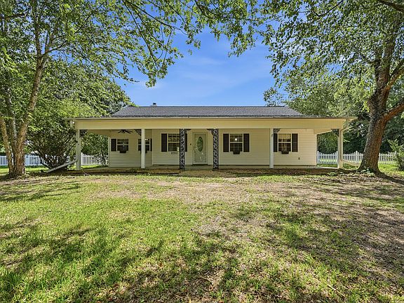 4th image of 2240 Riddle Rd