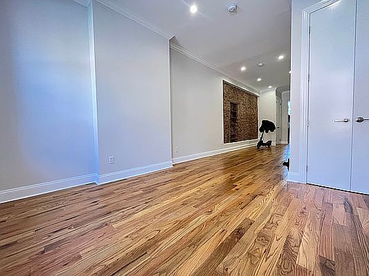 2nd image of 392 15th St APT 2L