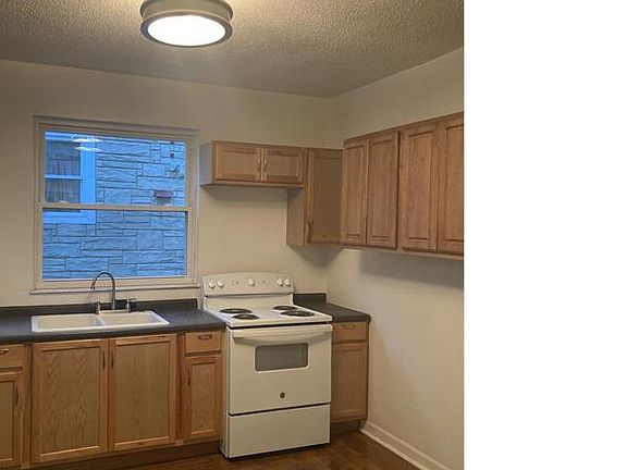 2nd image of 2918 Glenway Ave