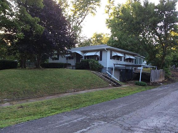 2nd image of 2825 Plattsburg Ave
